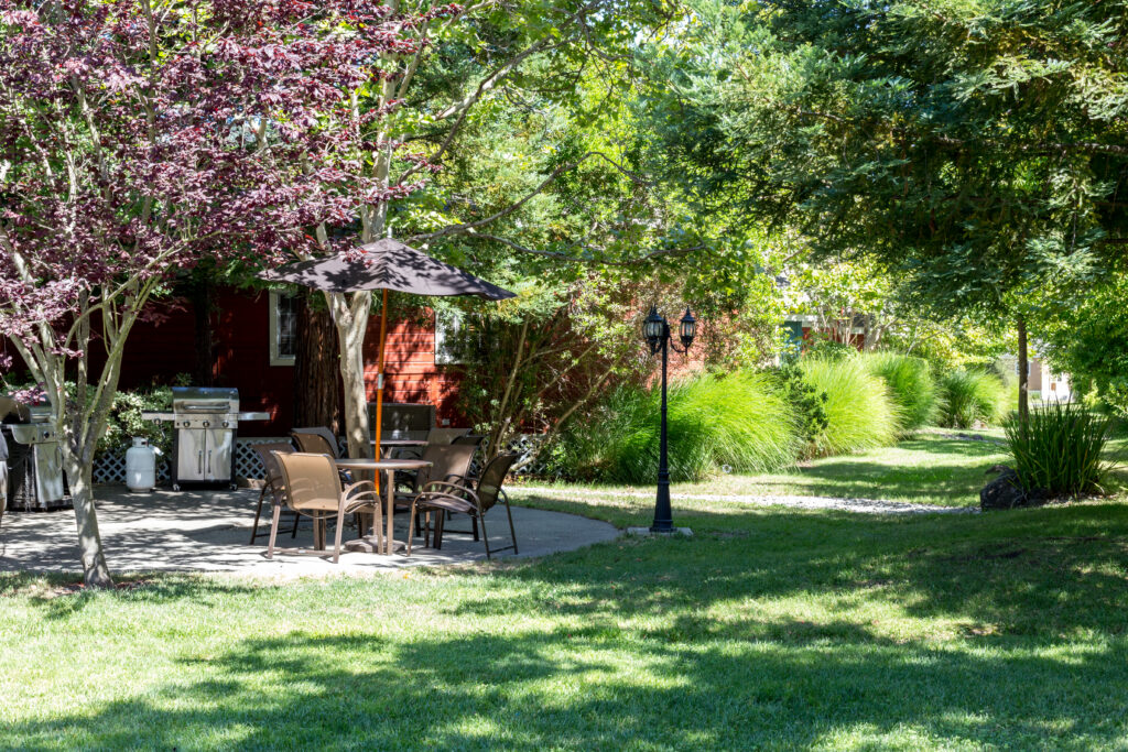 RiverPointe Napa Valley Property Courtyard